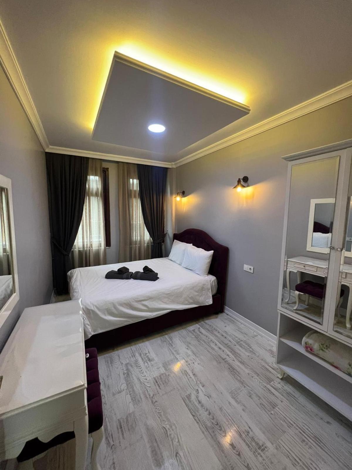 Taksim Cmlm Suit Istambul Exterior foto